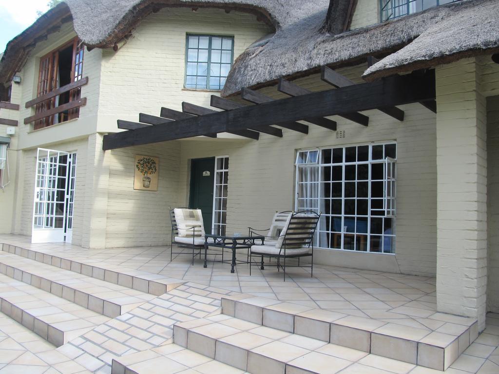 Thatchfoord Lodge Joanesburgo Exterior foto