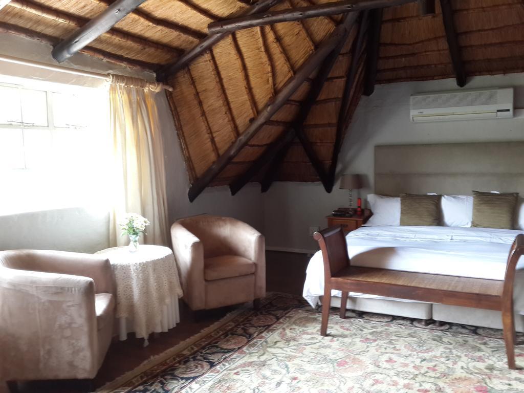 Thatchfoord Lodge Joanesburgo Exterior foto